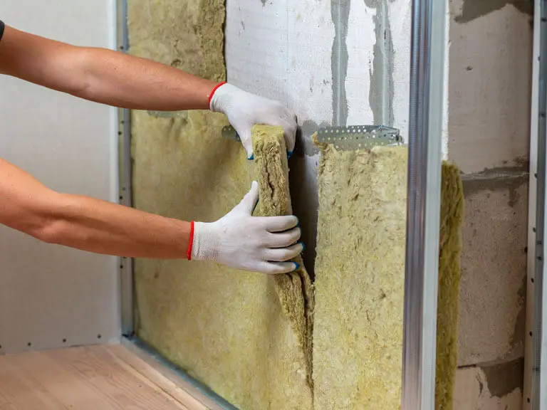 Isolation des parois verticales, de volets isolants et de portes (Cat. 9)